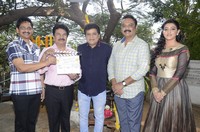 Andaru Bagundali Andulo Nenundali Movie Opening